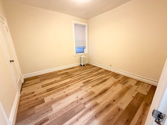 5th image of 6045 Boulevard East #A3