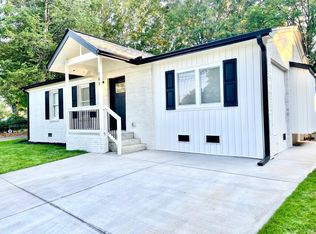 102 Wilson St, Mauldin, SC 29662