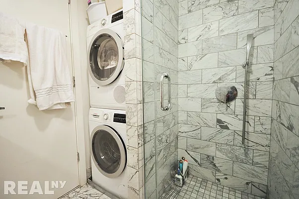 Rented by REAL New York | media 12