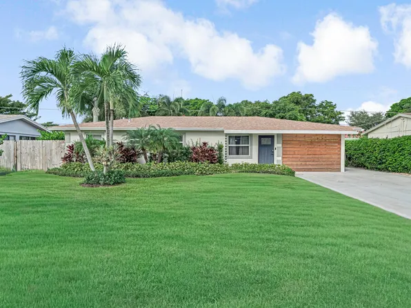 6705 Massachusetts Drive, Lake Worth, FL 33462