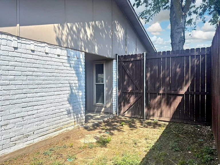 10238 White Elm Rd — Photo 26