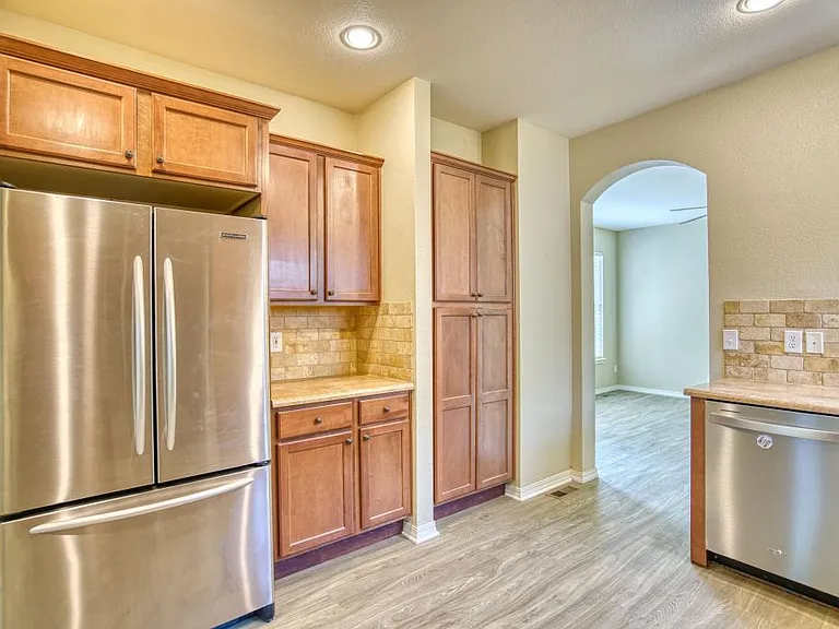 2370 Windmill Dr — Photo 9