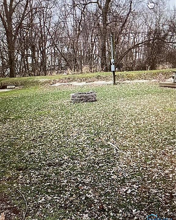 1st image of 6689 N Earl Ave