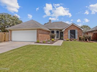 503 Pear Tree Cir, Broussard, LA 70518