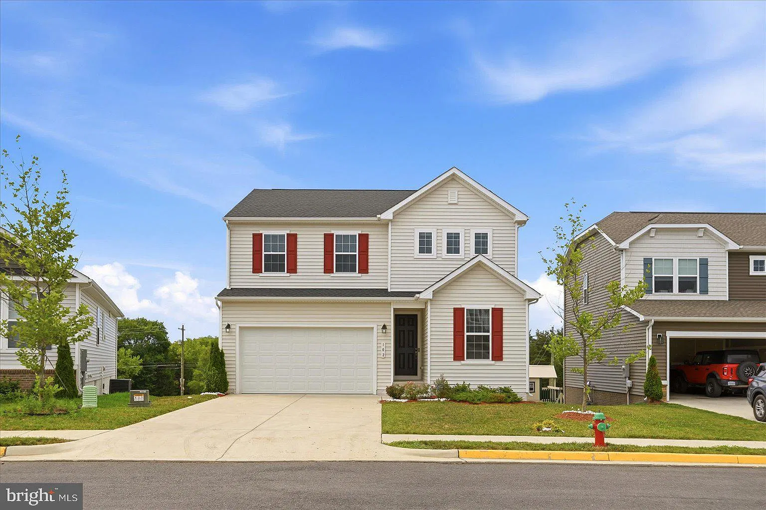4 bed, 3.0 bath, 2472 sqft, $2,650 — Photo 2