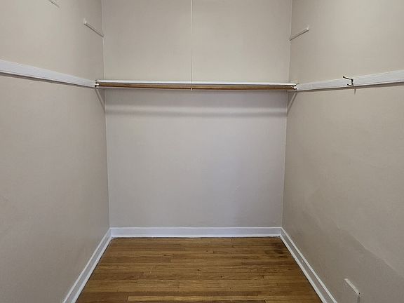 5th image of 1717 W North Shore Ave APT 1B