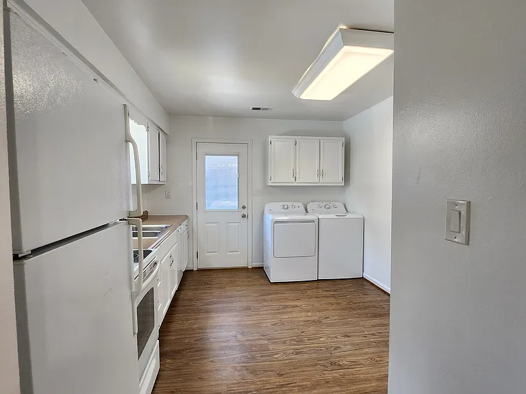 4604 Guam St #A — Photo 2