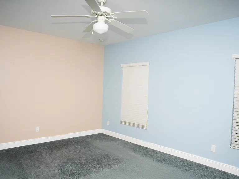 295 Destiny Cir — Photo 14