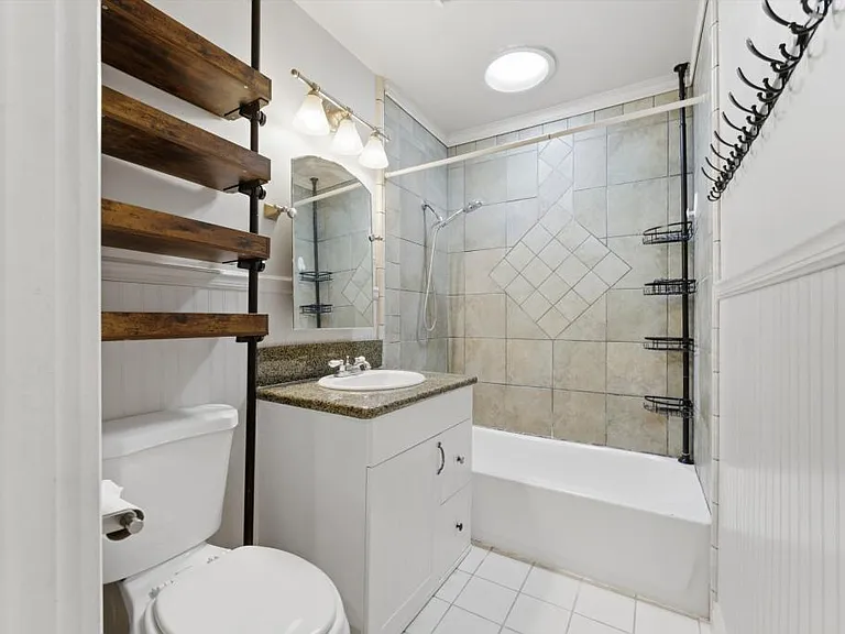 13237 E Ave W #8 — Photo 10