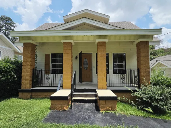 230 Lamplighter Ln, Birmingham, AL 35214