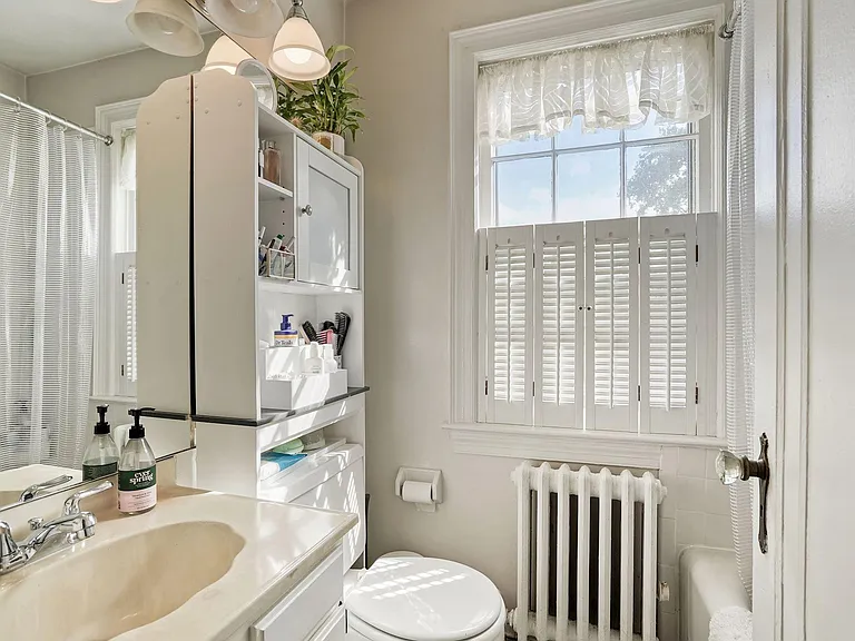 3901 Fulton St NW — Photo 14