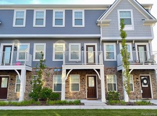 350 Dale Ct, Ferndale, MI 48220
