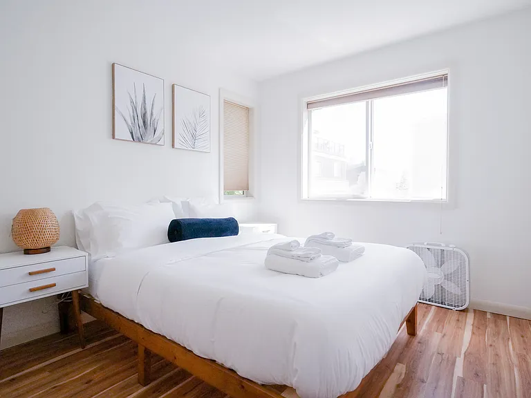 1018 Taylor Ave N #C — Photo 7