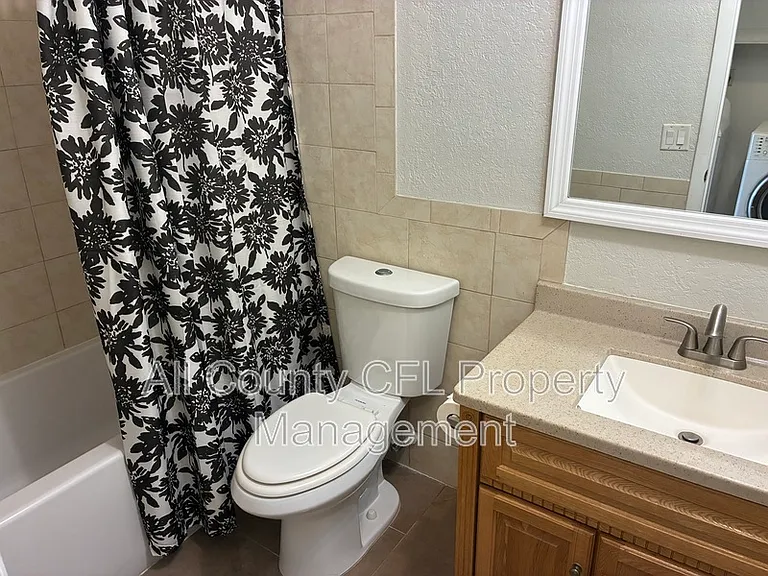 3050 Autumn Ct — Photo 10