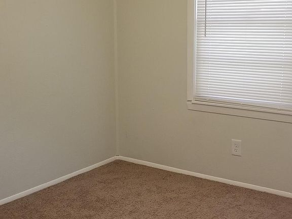 3rd image of 2929 Robinson Blvd