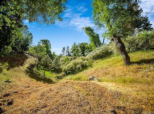 915 Marin Ln, Lake Arrowhead, CA 92352