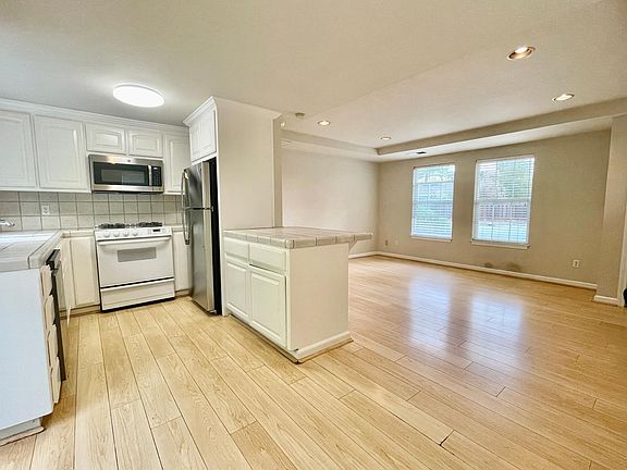2nd image of 10217A S Tantau Ave