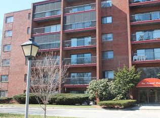 1 Summit Dr APT 45, Reading, MA 01867