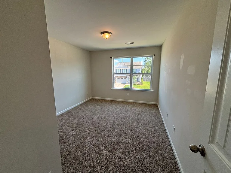 377 Baymont Dr — Photo 22