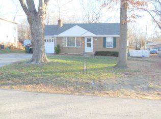 6133 Roger Dr, Shawnee, KS 66203