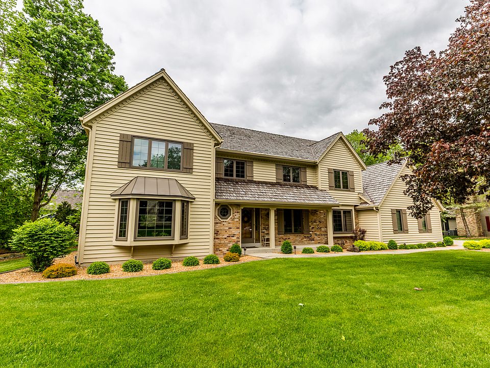 1st image of 20770 Bartlett Ct