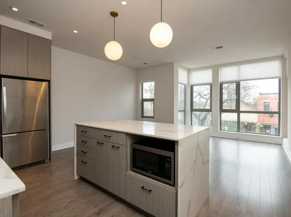 900 11th St SE Unit 208, Washington, DC 20003