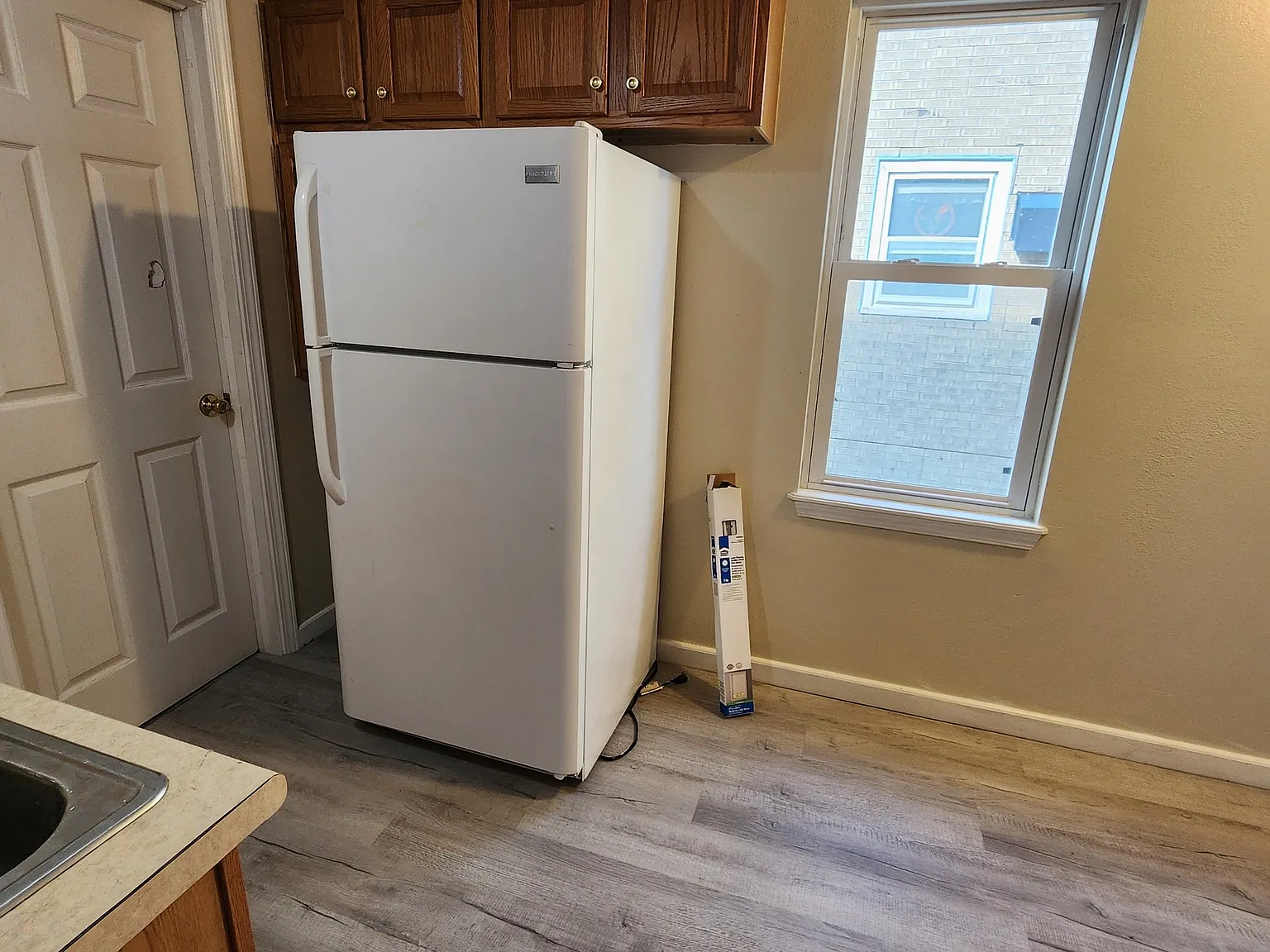 1121 W 8th St - 1st F... — Photo 3