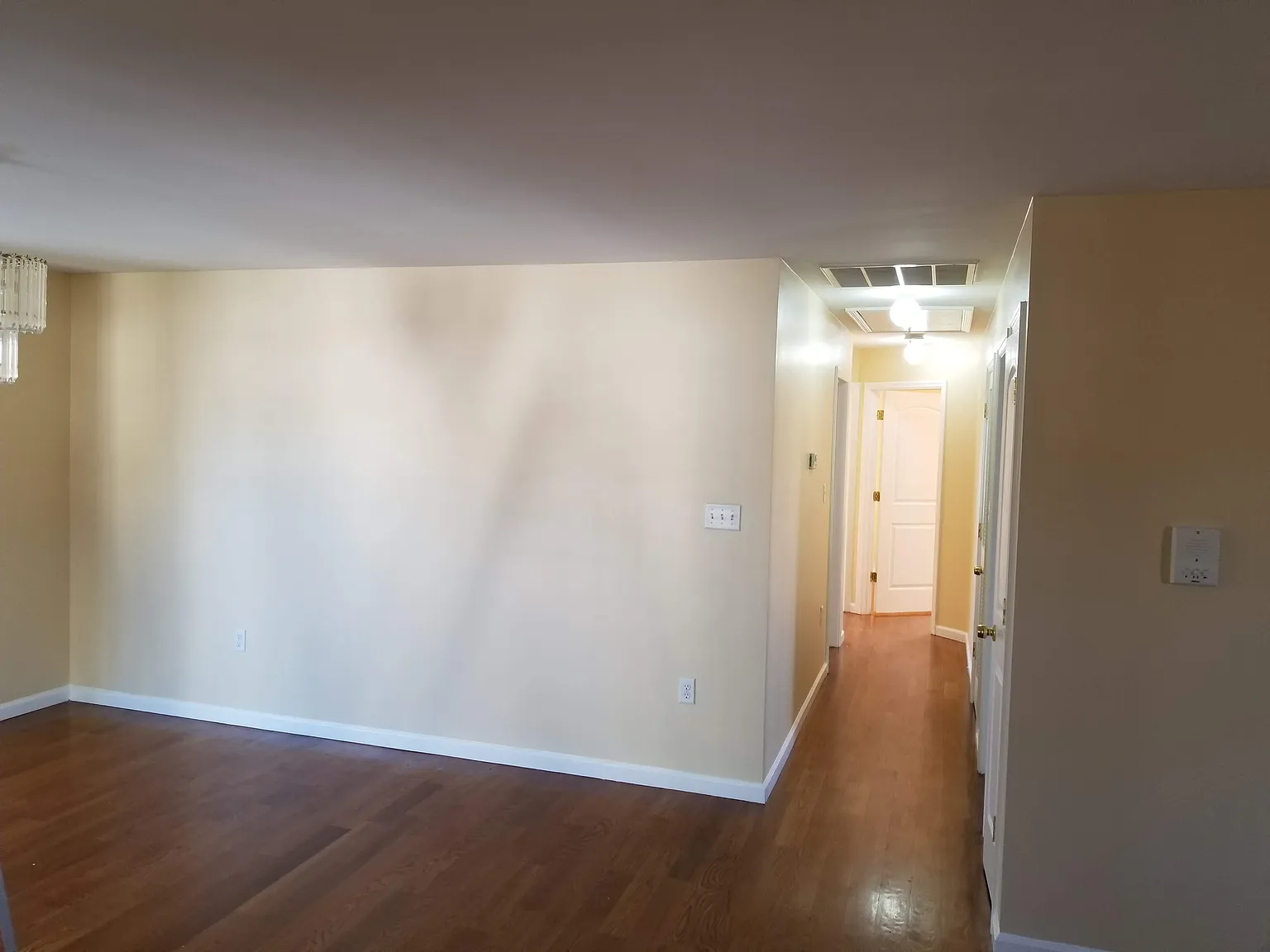 3 bed, 1540 sqft, $3,200 — Photo 2