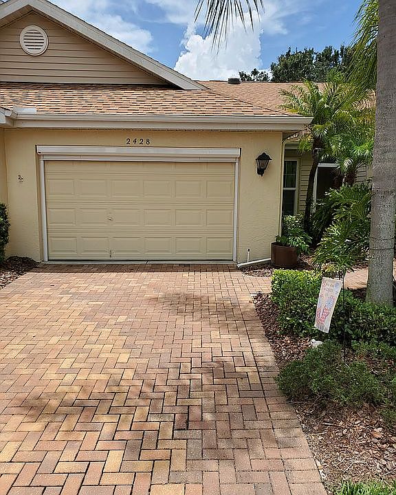 1st image of 2428 New Haven Cir #79