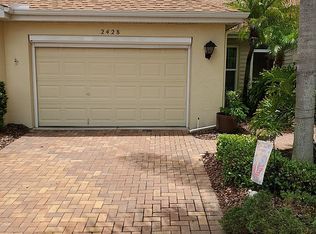 2428 New Haven Cir #79, Sun City Center, FL 33573
