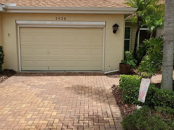 2428 New Haven Cir #79, Sun City Center, FL 33573
