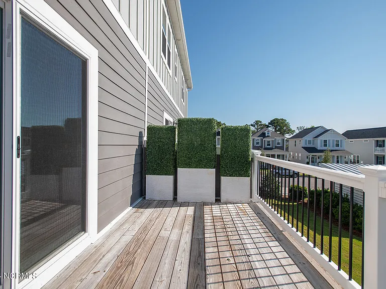 220 Gray Duck Dr — Photo 35
