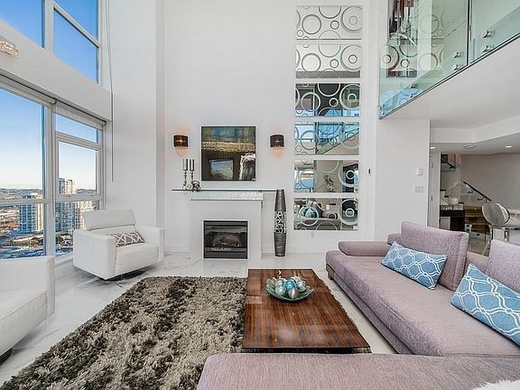 3rd image of 4400 Buchanan St #280X