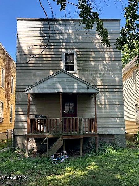 3rd image of 12 Bogart Terrace