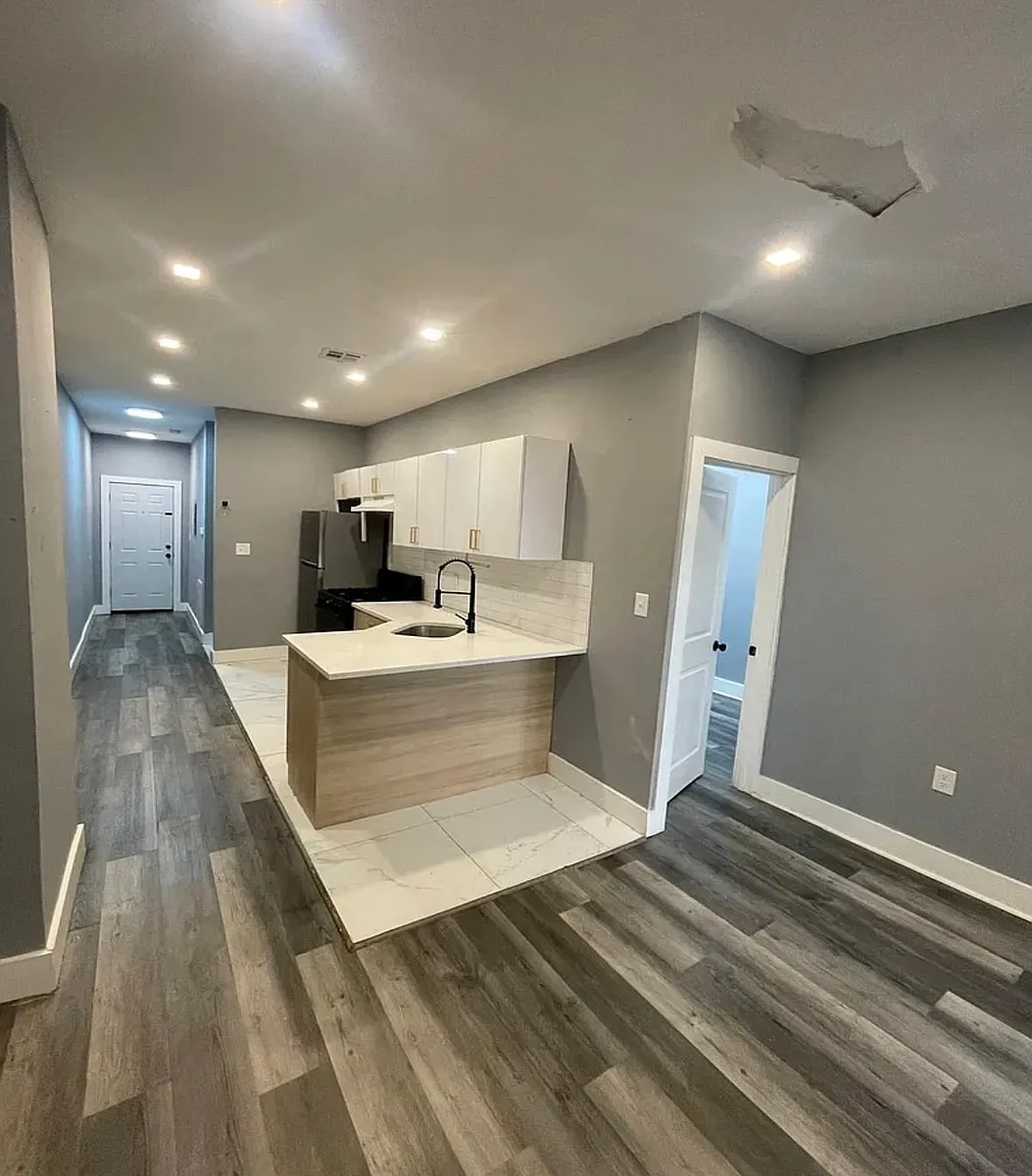 Photo 2 of 10 - 235 2nd St #202 - Elizabethport, NJ Building Photo - 235 2nd St #202