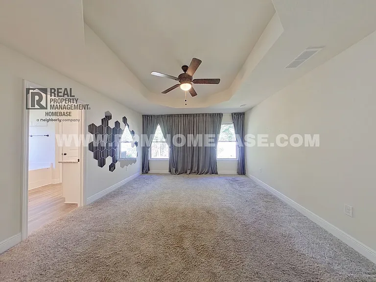5137 Peach Dr — Photo 8