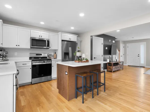30 Brook Street #5, Derry, NH 03038