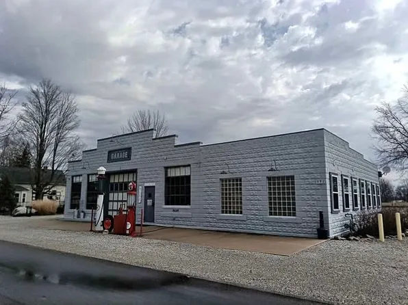 991 N Main St, Kewanna, IN 46939
