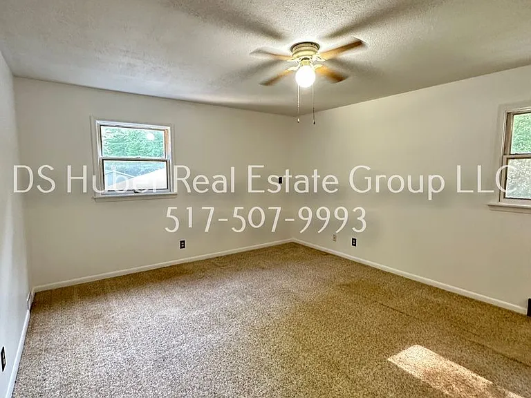 12469 Kruger Ln — Photo 11
