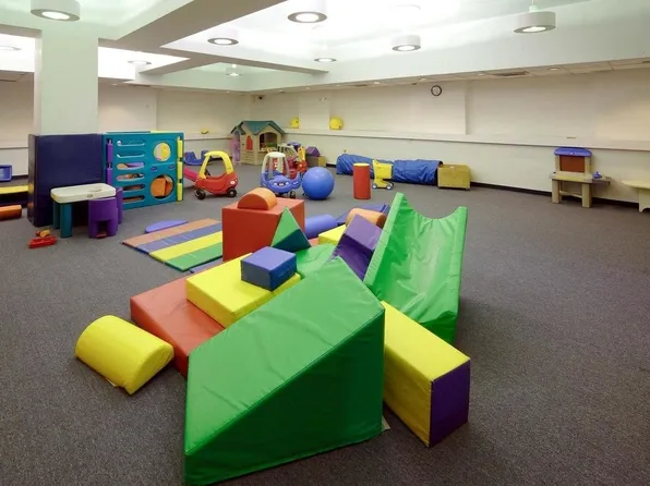 11 Riverside Drive image 17 of 19