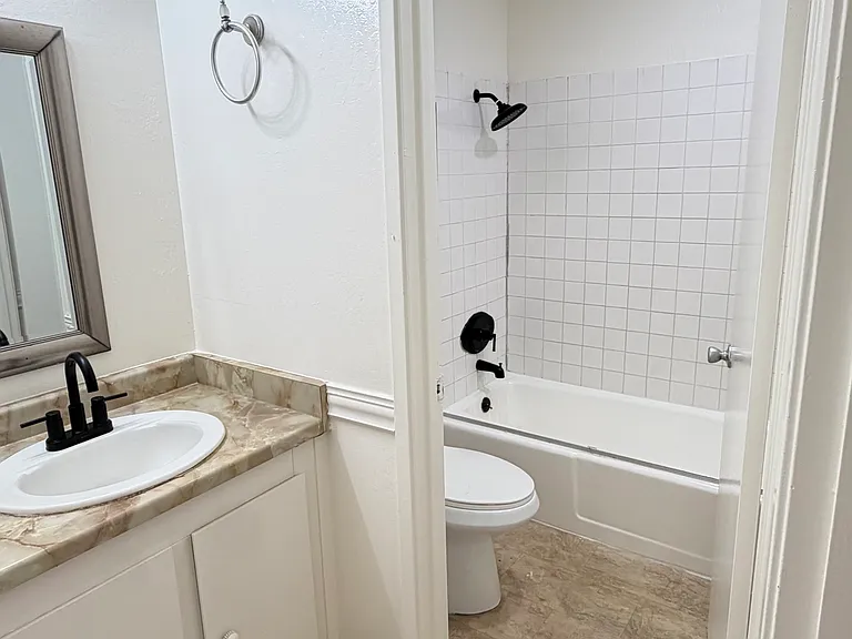 300 Tradewinds Dr — Photo 11