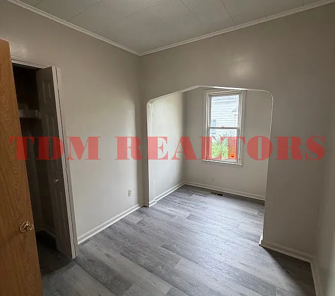 11448 N Saginaw St #1 — Photo 6