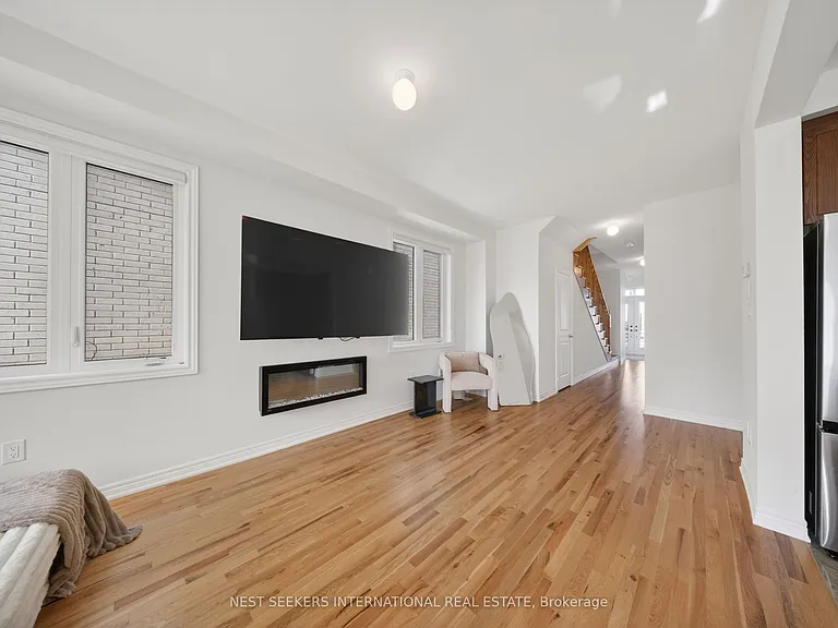 110 Hartington St — Photo 4