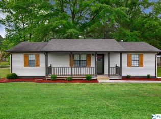 63 Lott Rd SE, Hartselle, AL 35640