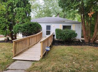 7466 N Silvery Ln, Dearborn Heights, MI 48127