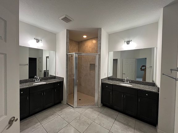 5th image of 7502 Lupine Dr