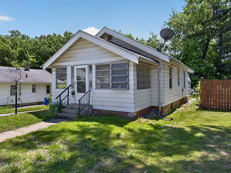 Listing photo 4