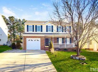 8 Barnsdale Ct, Durham, NC 27713