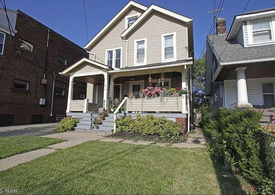 1st image of 1384 Hall Ave