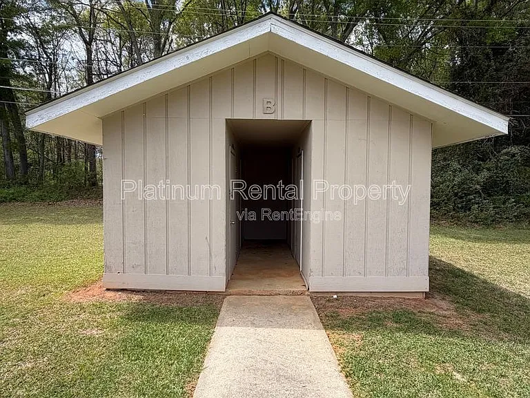 1492 Waverly Way #B-4 — Photo 12